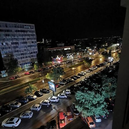 노비사드 Bulevar Stan Na Dan 아파트 외부 사진